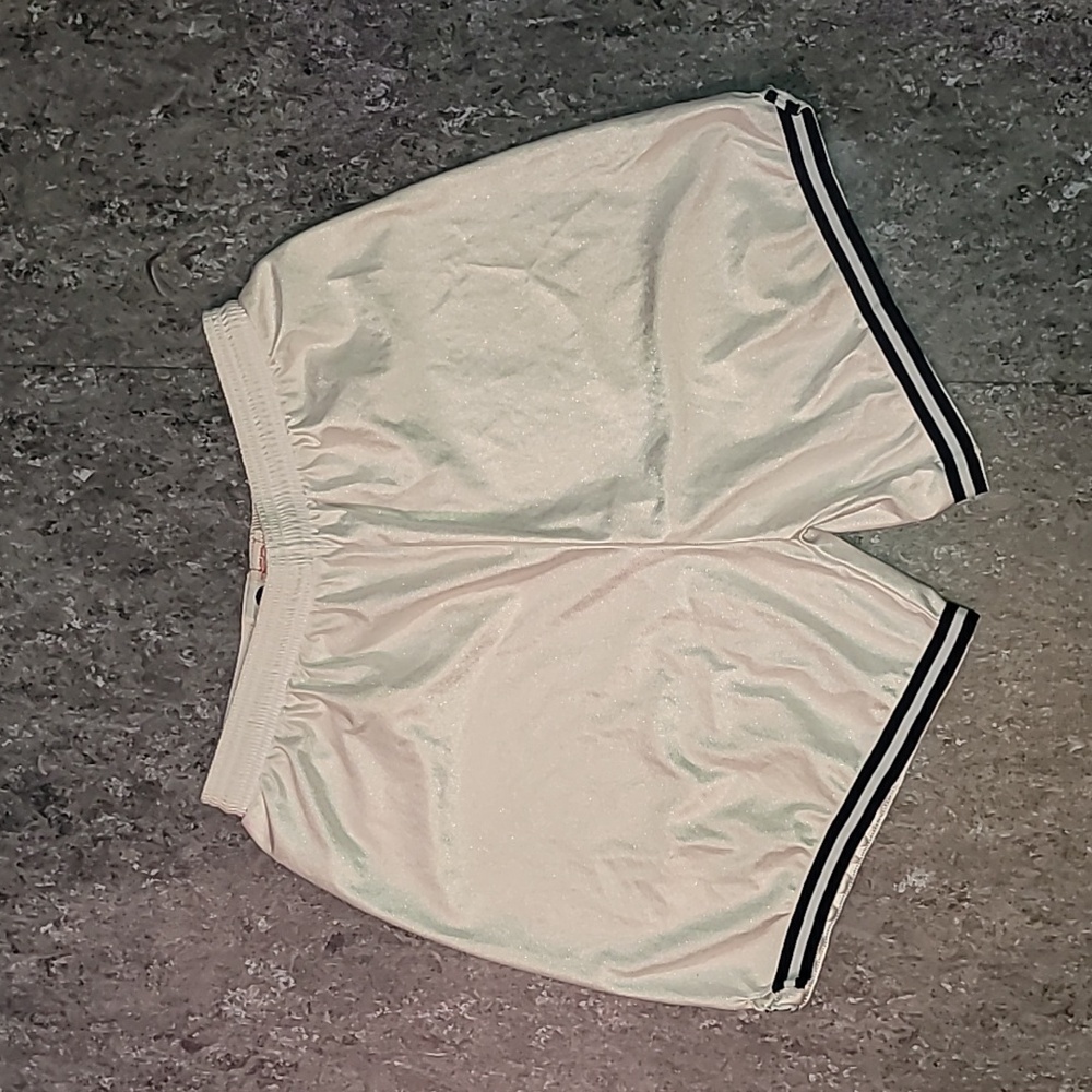 Made in USA. 90s. Nylon. Sports shorts. Sports Belle. Size Medium